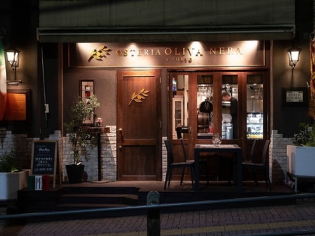 Osteria Oliva Nera a TOKYO �I�X�e���A �I���[���@ �l�[�� �g�E�L���E ���q�X�̎ʐ^1