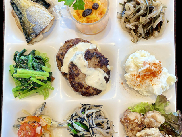 �S�����H �J�t�[�V �����E�L���E Kafu-C Ryukyu�̎ʐ^1