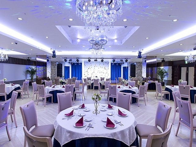 WEDDING&PARTY t[ LUHUR ȂΓږxX̎ʐ^1