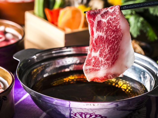 K}} VuVu TOKYO 󑐓X̎ʐ^1