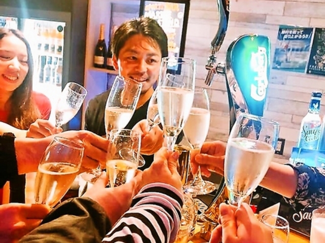 MARINE STAND }X^h X|[co[̎ʐ^1