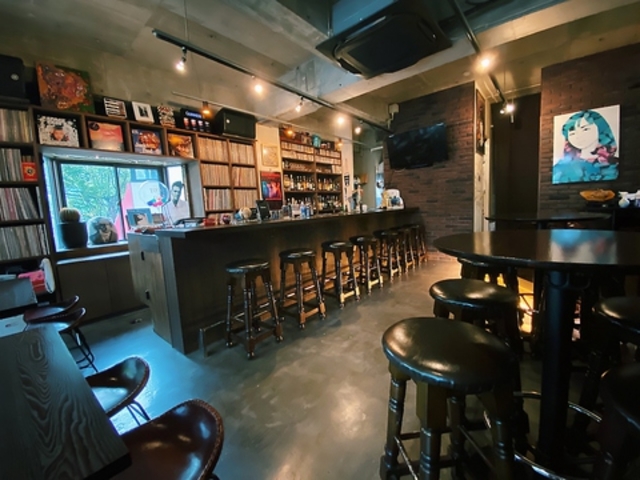 MUSIC&PUB FOOLS GOLD̎ʐ^1