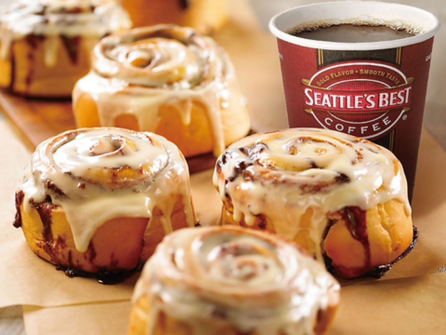 Vi{ VAgYxXgR[q[ A~vU܂ƓX̎ʐ^1