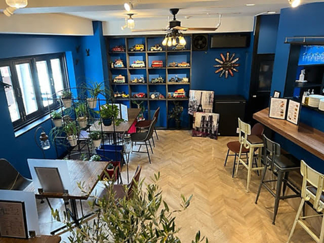 ɂɂ Garlic Carinderia̎ʐ^1