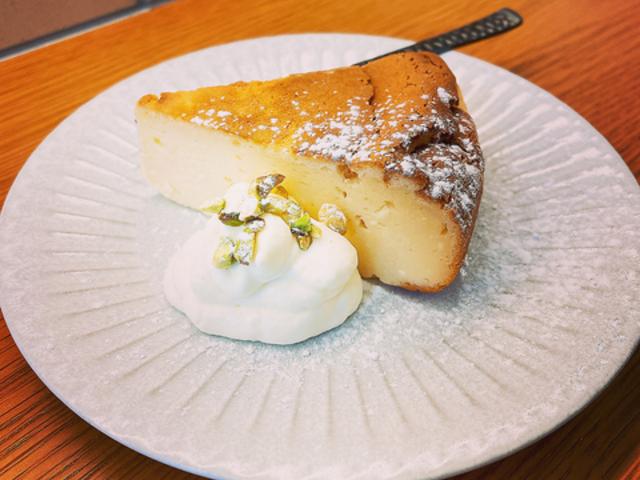 Cafe&deli LITTLE SAKURA �J�t�F�A���h�f�� ���g�� �T�N���̎ʐ^1