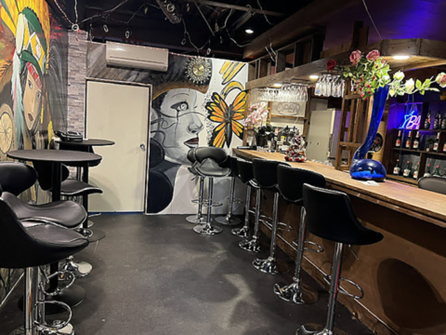 BEER BAR rA o[̎ʐ^1