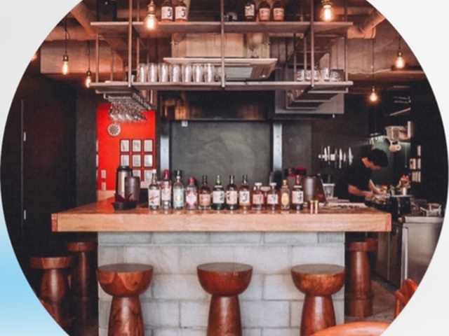 INCredible LOUNGE CNfBuEW̎ʐ^1