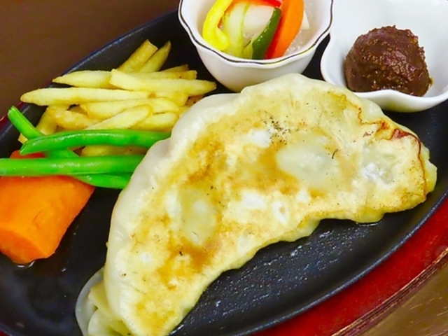 Gyoza cafe monamoon MEU JtF i[̎ʐ^1