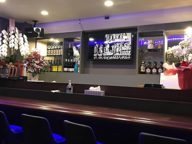 Cafe & Bar x_[̎ʐ^1