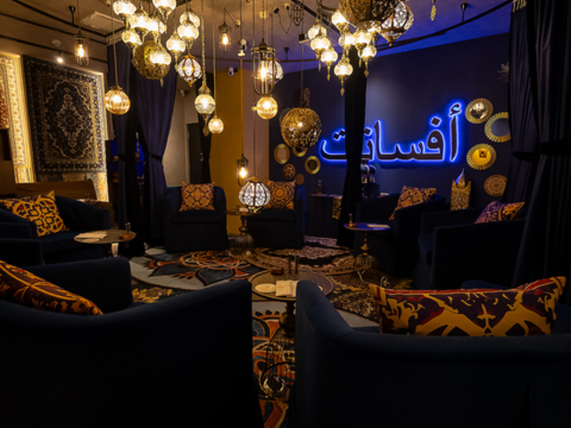 V[VJtFo[ afsant AtT ̕꒬X̎ʐ^1