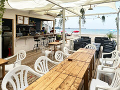 BEACH TUNE Zushi r[``[YV̎ʐ^1