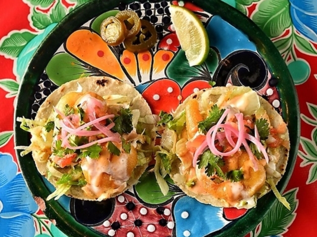 Borrachos {[`X  ےʂX̎ʐ^1