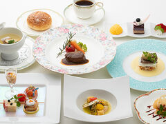 レストラン プルニエの写真1