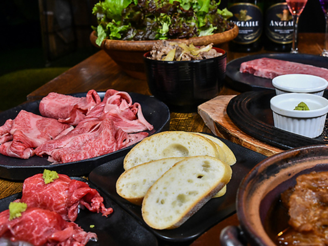Rob dining Vearth ���u�_�C�j���O �o�[�X �h�X�̎ʐ^1