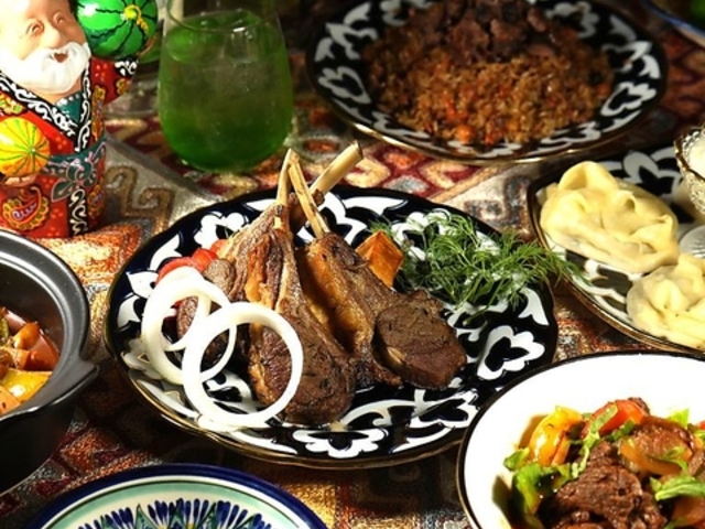 UZBEKISTAN PALACE EYxLX^pX̎ʐ^1