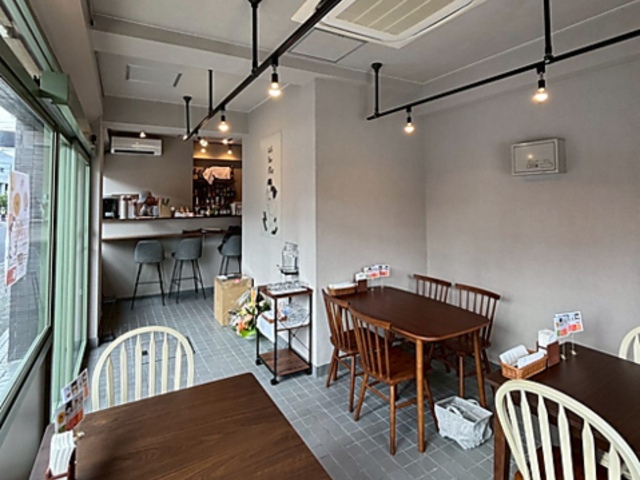 Cafe Bar iRie �J�t�F�o�[�A�C���[�̎ʐ^1