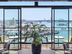 THE HARBOR PLACE �U�n�[�o�[�v���C�X�̎ʐ^1
