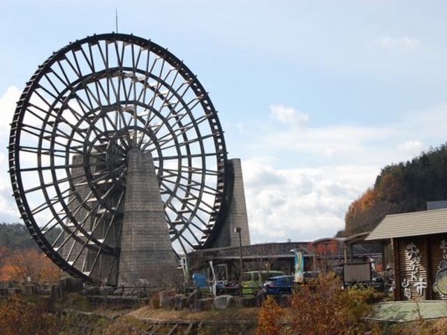 ���̉w�@���΂������s�E�R��