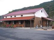 �����Ҍ𗬎{�݁@����̒����̎ʐ^1