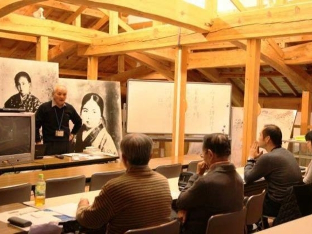 �݂��U�̉ۊO����?�S���L���ɂȂ��l�̊w�Z?�̎ʐ^1