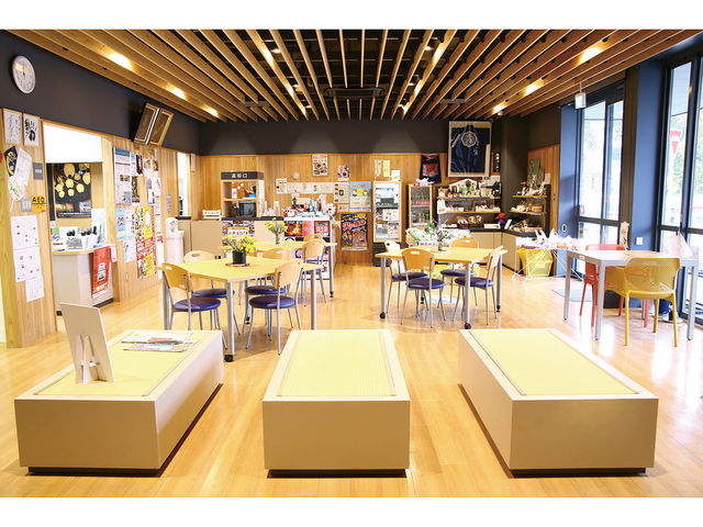 �I�]���ό��𗬃Z���^�[�Րl