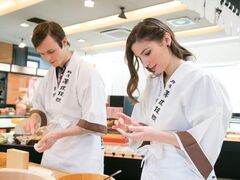 �����\����Â���̌��i�S�R�w���݂₰�ٔ����j�̎ʐ^