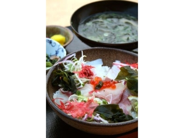 k務  ƂꂽĐH̎ʐ^1