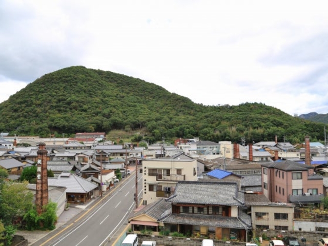 備前伊部焼巖上腰掛観音像　今まで見た事無い繊細な造り　大幅値下げ 伊部】アクセス・営業時間・料金情報 - じゃらんnet