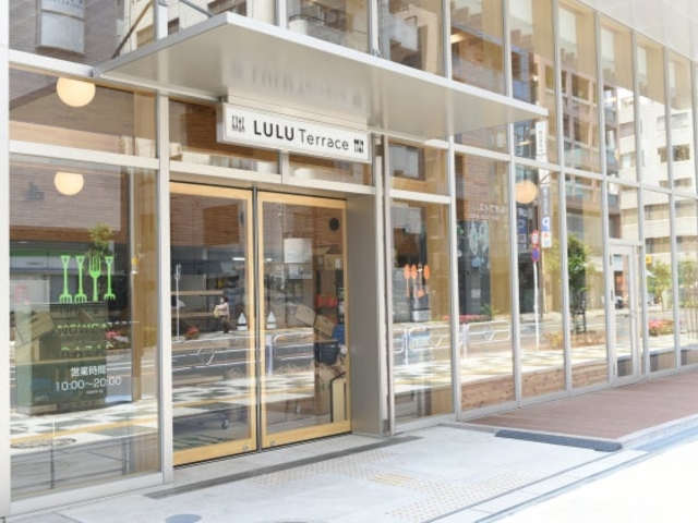 LULU Terrace(���Y�i�̔����J�t�F)�̎ʐ^1