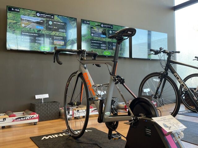 �̌��^�T�C�N���X�e�[�V�������J�t�F���X�g�����@BLOCK�S�V