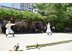 �q���̓��@��������ɉh�ՁE�Õ�����[�򍐍Ղ̎ʐ^1