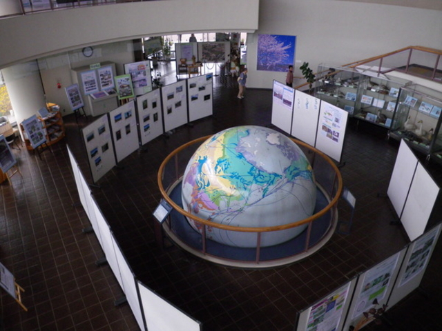 ׋S̈ɓETN`A[Z^[̓eʐ^1