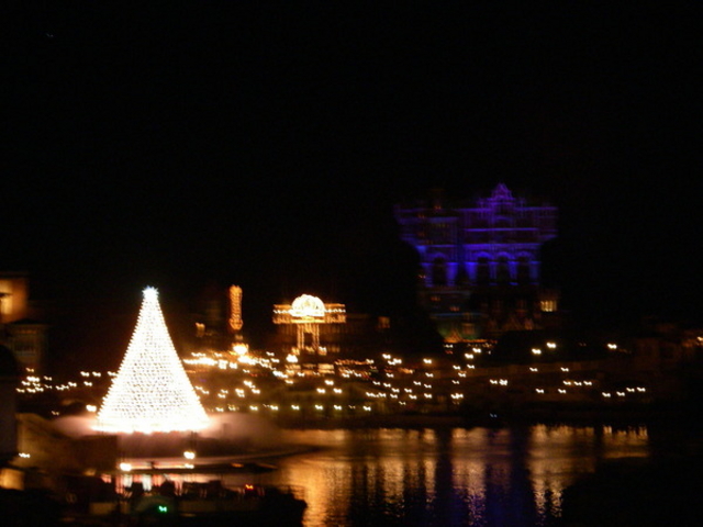 �����f�B�Y�j�[�V�[(R)