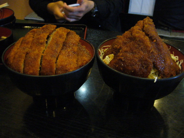 �������@����{�X