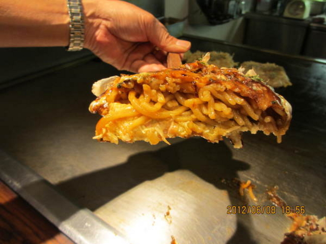 ���}�h����̃X�e�[�L&�n���o�[�O���� ���Y�a�X�̓��e�ʐ^1