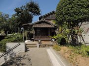 maneki̔@ȓEi䗲LOق̓eʐ^1