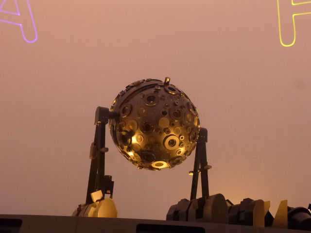 ���É��s�Ȋw��