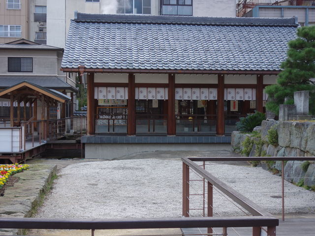 �j�Ղ̉��ł�_�ēc�_��