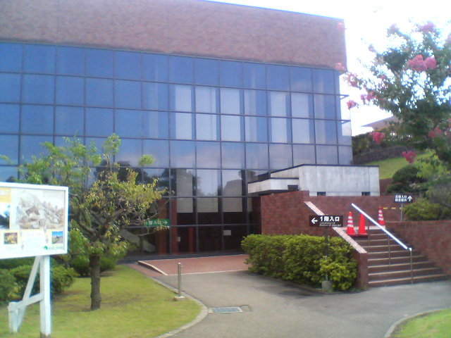 �H�c����������