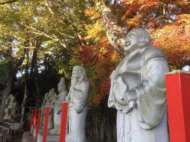 �����i�R��j. ��������̌Ð��Ƃ��Ēm���鉮���̌`�������n���n�B_����