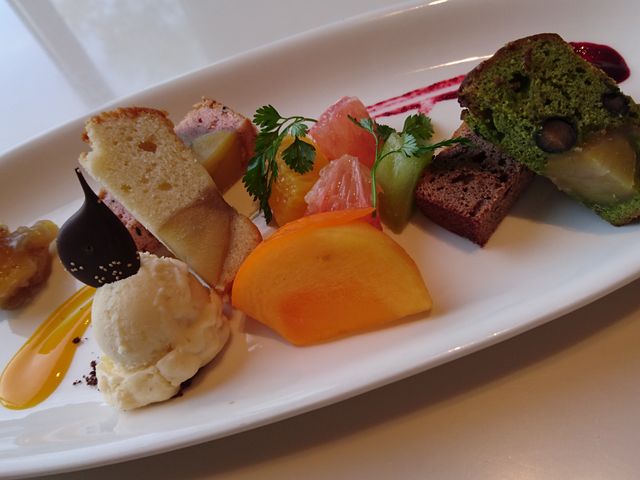 �I���̎q�P�[�L�ƋG�߂̃t���[�c����❤_���z�{��