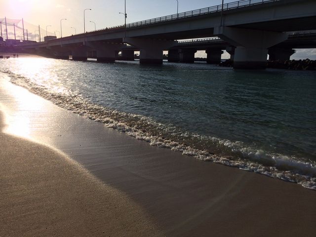 目の前に道路がみえますが。_波の上ビーチ