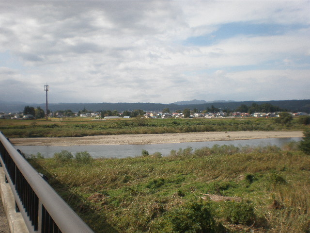 �쑽���s�Ɖ�Í≺���̊Ԃɉ˂��鋴����A������]��_�����