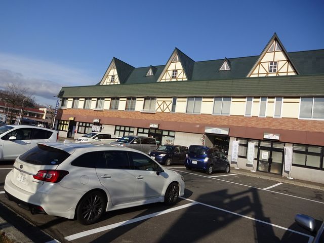 ȑO͒ԏ̋󂫂T̂ɋĴłEEE_̉w C[h