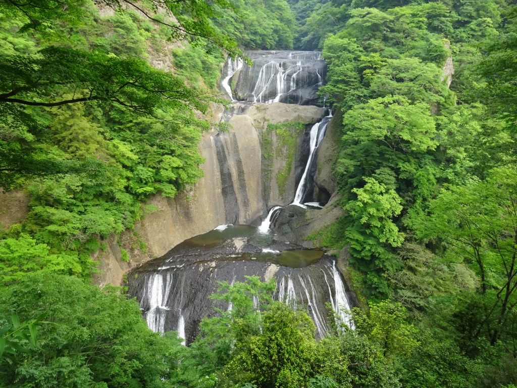 日本全県 夏に行きたい滝47選 マイナスイオンあふれる絶景パワースポット じゃらんニュース