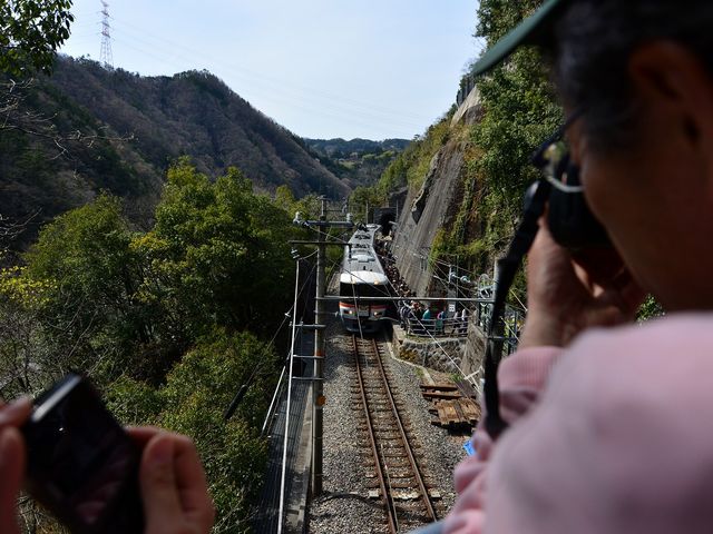 2013.4.11 14:00
�ѓc���鋫�w�c�A�[_�c�{�w�iJR�ѓc���j