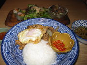 TATK����̃}���S�c���[�J�t�F ���N�A���̓��e�ʐ^1