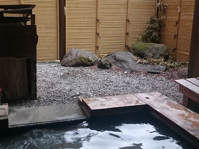 ���I�V�ł��B_�ɂ��蓒�����ݐؘI�V���C�̏h�@�����������z�e���@�g���b�L���O���ݐؘI�V���C