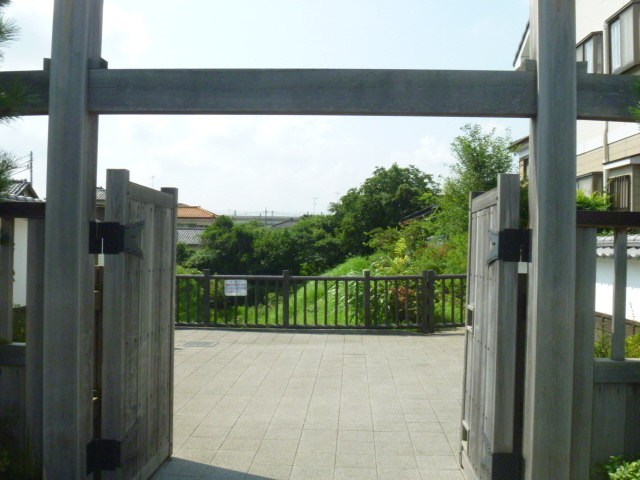 ���m���_��z�钆�m��x��