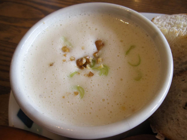 Ƃ炤Ă͂ނ̓VRypJtF@䂤킢̓eʐ^2